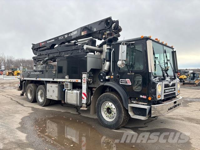 Mack MRU613 Camiões bomba Betão