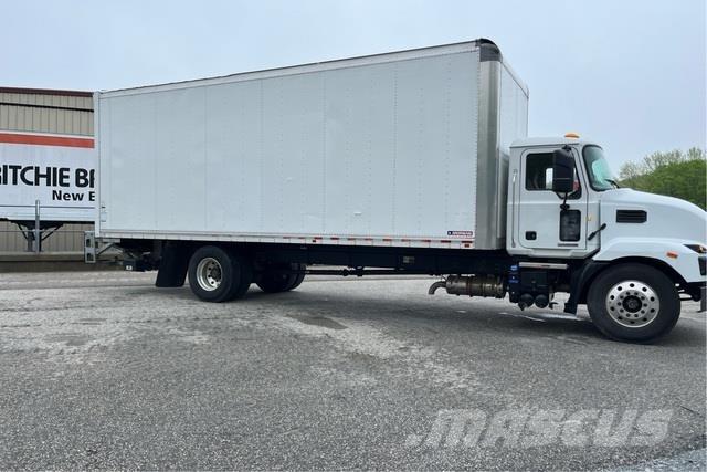 Mack MS642 Camiões de caixa fechada