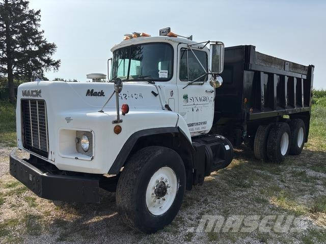 Mack RB690S Camiões basculantes