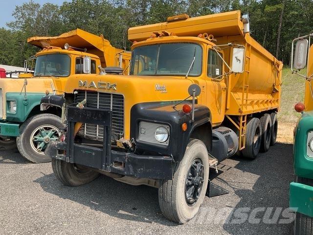 Mack RD686SX Camiões basculantes