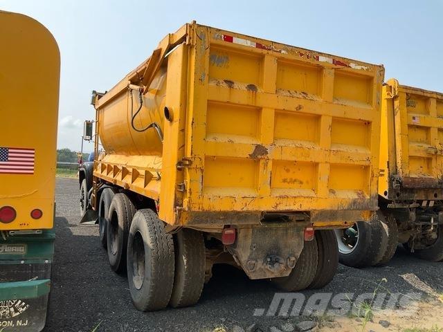 Mack RD686SX Camiões basculantes