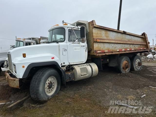 Mack RD688S Camiões basculantes