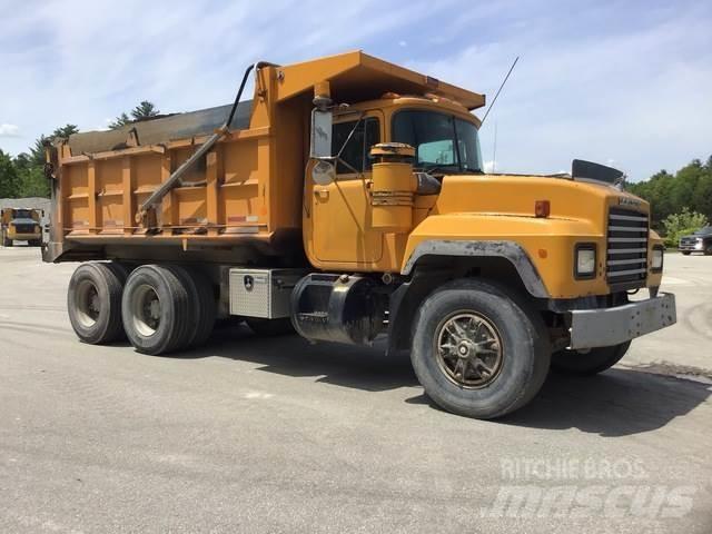 Mack RD688S Camiões basculantes