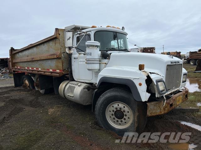 Mack RD688S Camiões basculantes