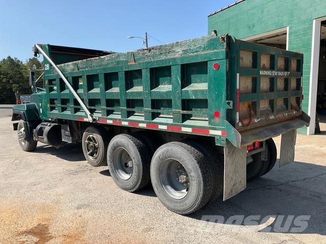 Mack RD690S Camiões basculantes