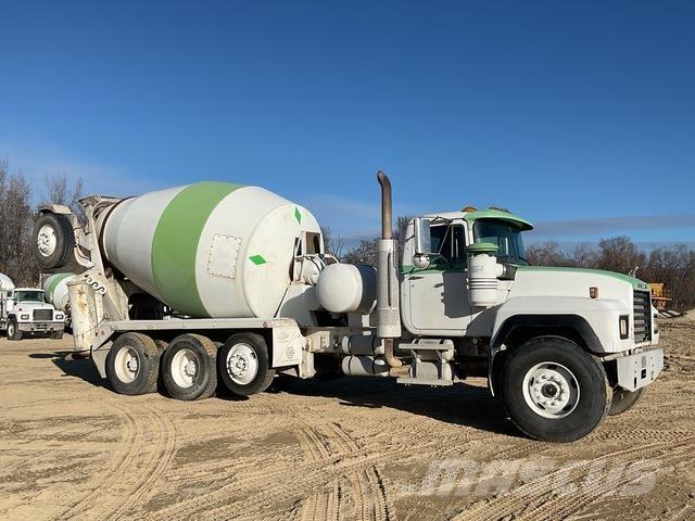 Mack RD690S Outros Camiões