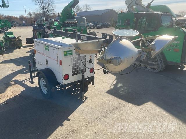 Magnum T25Q Torres de luz