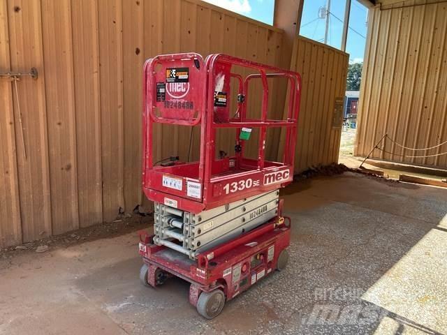MEC 1330SE Elevadores de tesoura