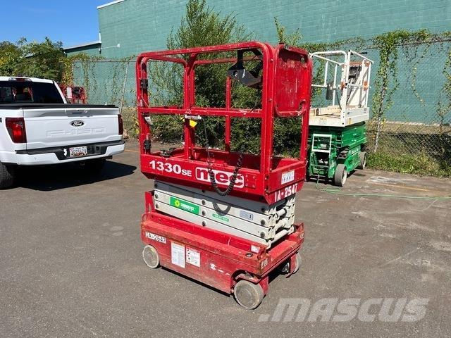 MEC 1330SE Elevadores de tesoura