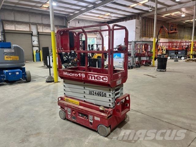 MEC Micro 19 Elevadores de tesoura