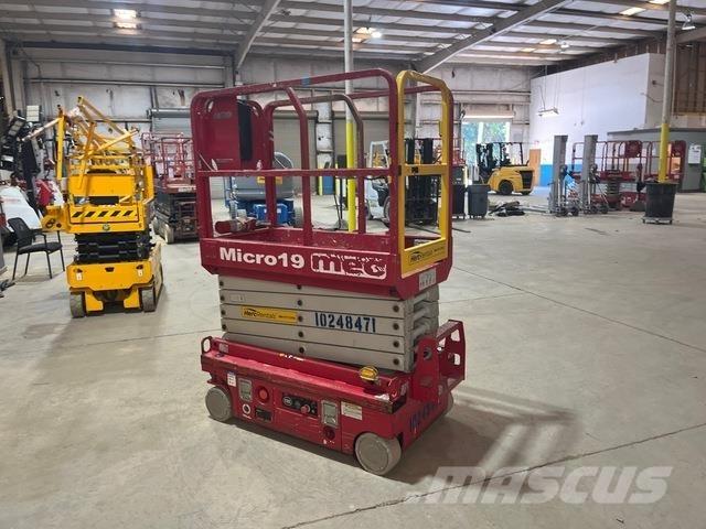 MEC Micro 19 Elevadores de tesoura