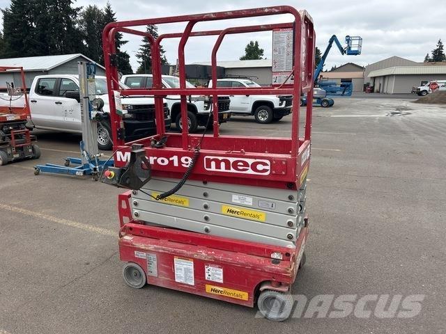MEC Micro 19 Elevadores de tesoura