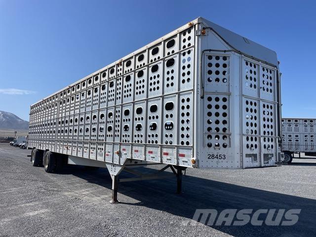 Merritt  Reboques transporte animais