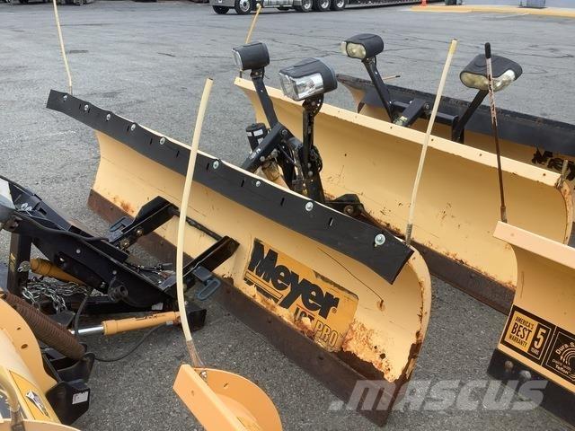 Meyer LP-8.5 Lâminas de neve e arados