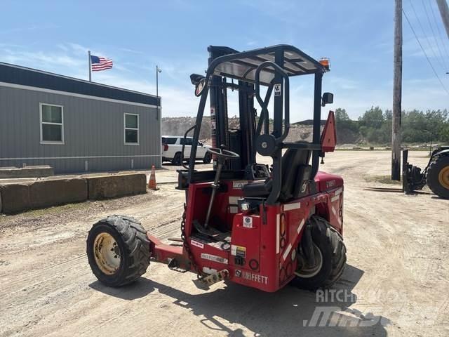 Moffett M45P Empilhadores de montagem em camião