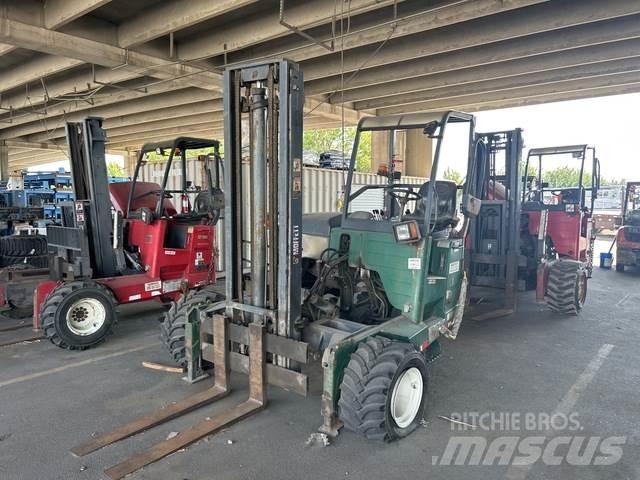 Moffett M55 Empilhadores de montagem em camião