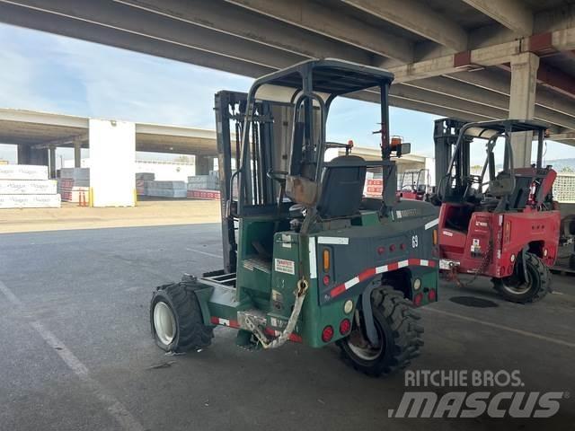 Moffett M55 Empilhadores de montagem em camião