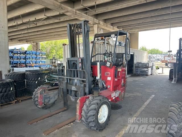 Moffett M55P Empilhadores de montagem em camião