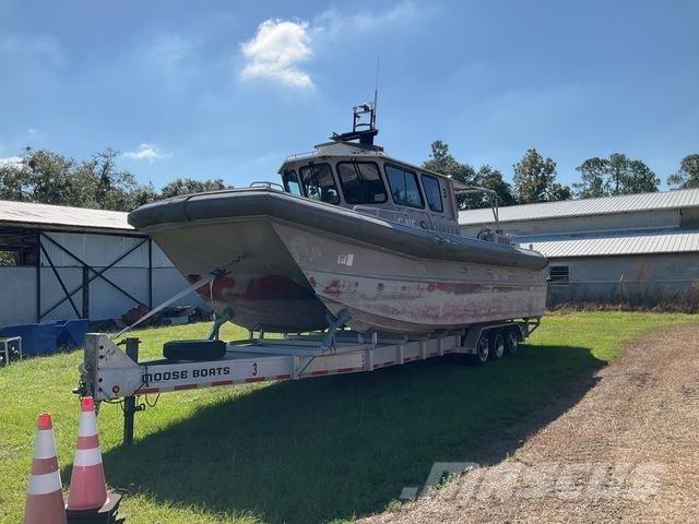  Moose M2-35 Batelões / barcaças e pontões