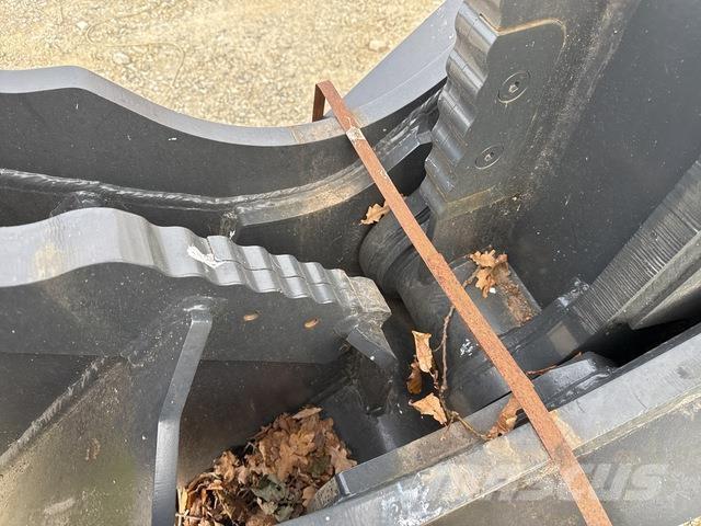 Mustang FH20 Construção - Outros
