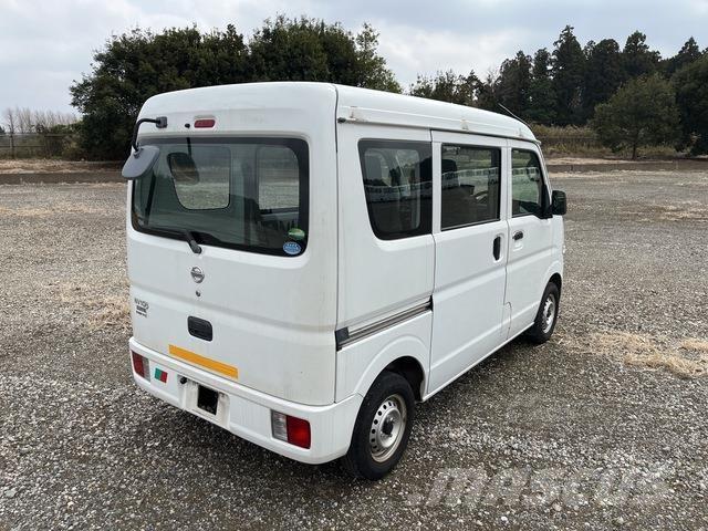Nissan CLIPPER Construção - Outros
