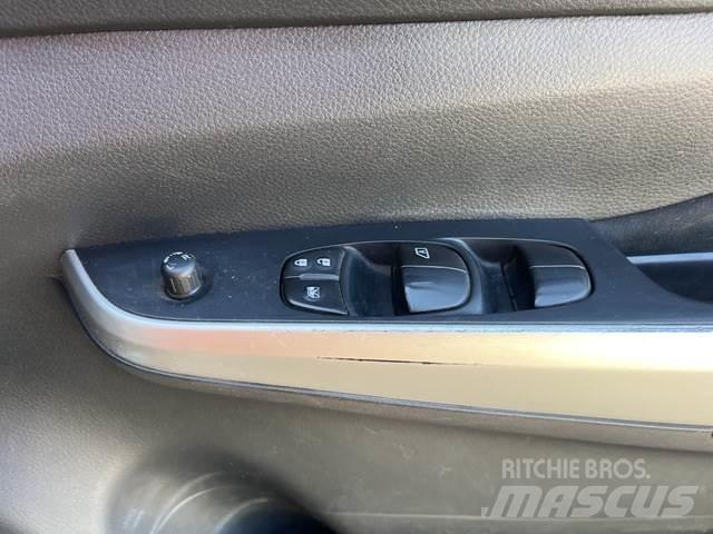 Nissan Navara Pick up de caixa aberta