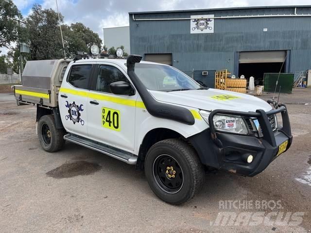 Nissan Navara Pick up de caixa aberta