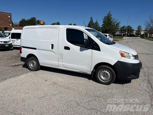 Nissan NV200 Carrinhas de caixa fechada