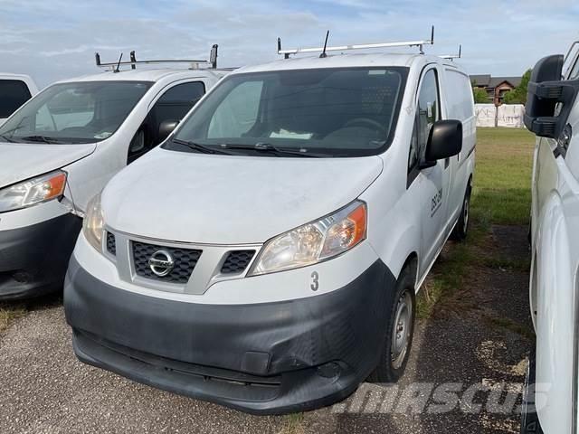 Nissan NV200 Carrinhas de caixa fechada