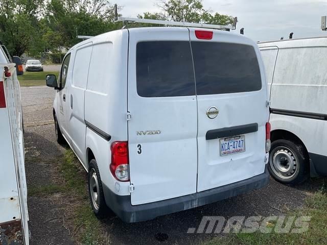 Nissan NV200 Carrinhas de caixa fechada