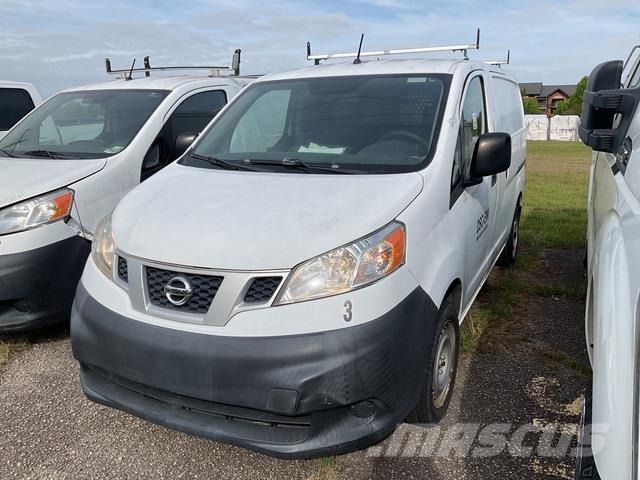 Nissan NV200 Carrinhas de caixa fechada