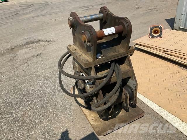 Okada OAC300 Placas compactadoras