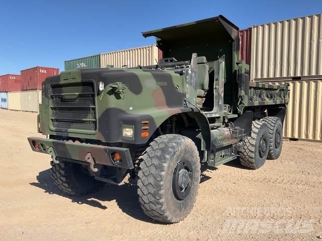 Oshkosh AMK29A1 Camiões basculantes