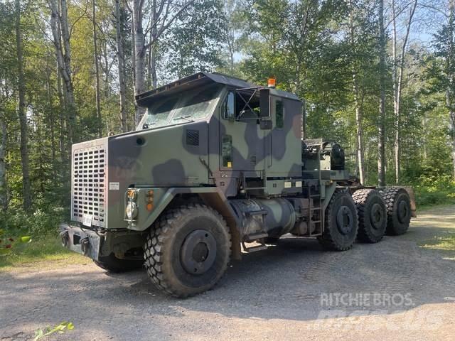 Oshkosh M1070 Tractores (camiões)