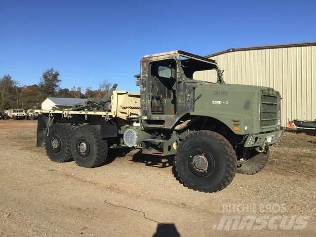 Oshkosh MTVR Camiões de caixa fechada