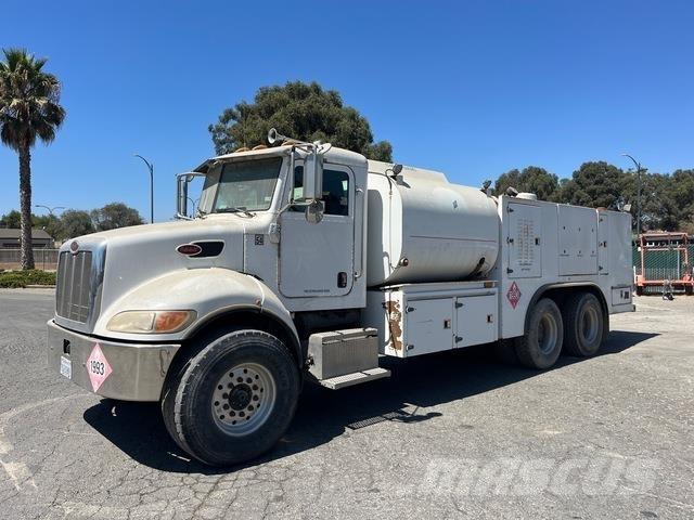 Peterbilt 335 Camiões-cisterna