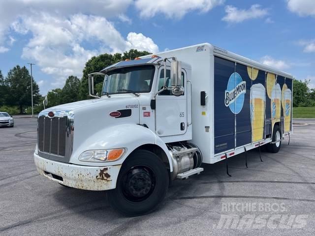 Peterbilt 337 Camiões de entrega de bebidas