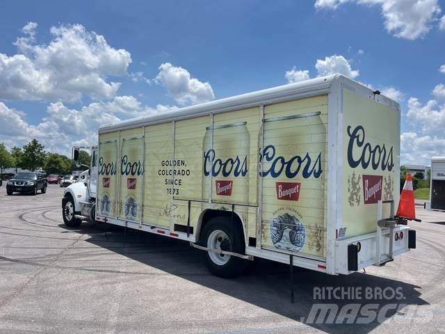 Peterbilt 337 Camiões de entrega de bebidas