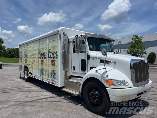 Peterbilt 337 Camiões de entrega de bebidas