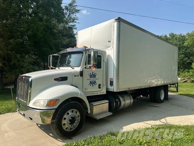Peterbilt 337 Camiões de caixa fechada