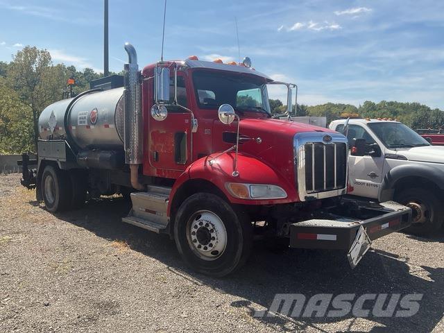 Peterbilt 337 Camiões de betão