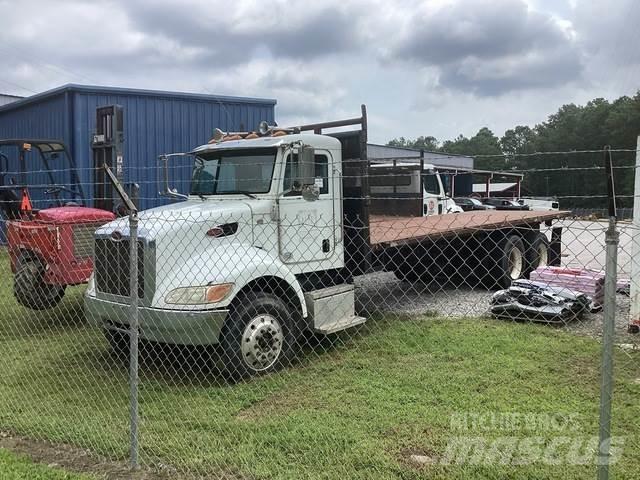 Peterbilt 348 Camiões estrado/caixa aberta