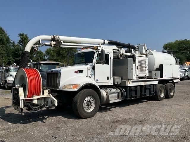Peterbilt 348 Escavadoras de rastos