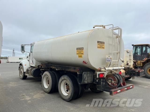 Peterbilt 348 Auto-tanques