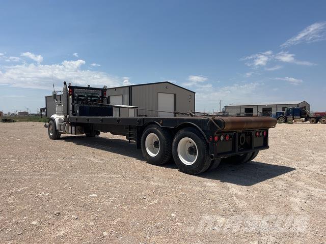 Peterbilt 367 Camiões estrado/caixa aberta