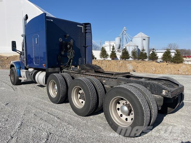 Peterbilt 567 Tractores (camiões)