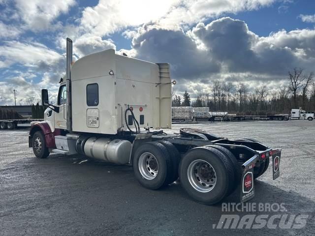 Peterbilt 567 Tractores (camiões)