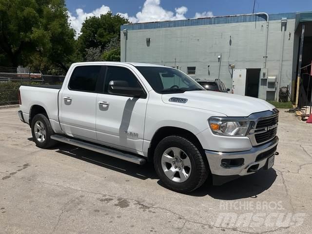 RAM 1500 Outros