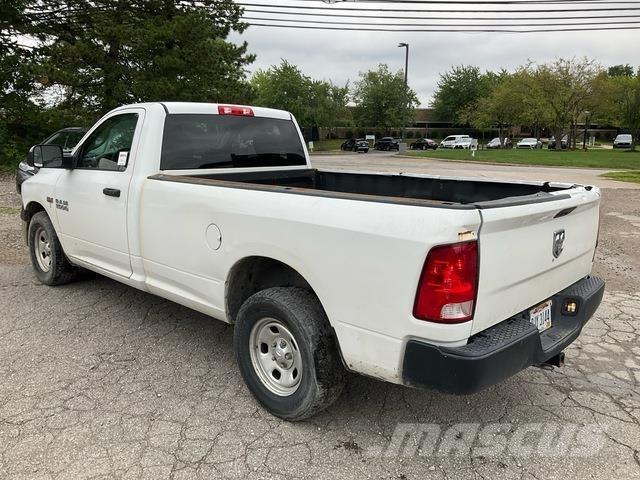 RAM 1500 Outros