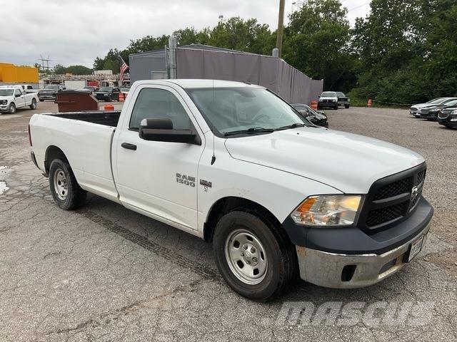 RAM 1500 Outros